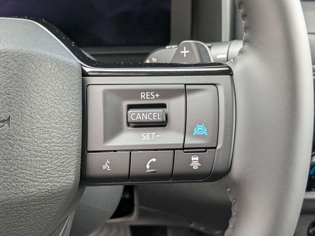 New 2026 Nissan Rogue Platinum image 17