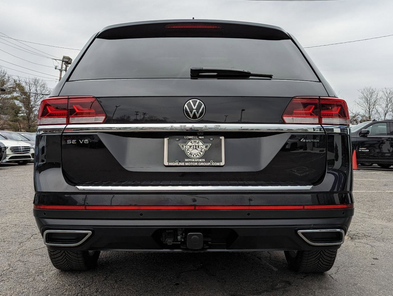 Used 2023 Volkswagen Atlas SE w/ Panoramic Sunroof Package image 9