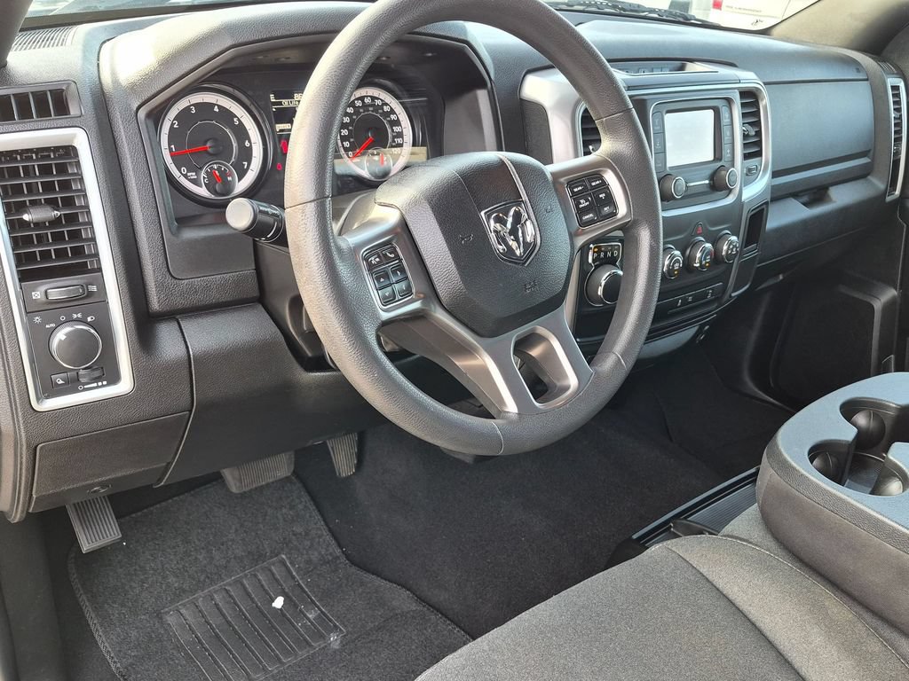 Used 2024 RAM 1500 Warlock RWD image 10