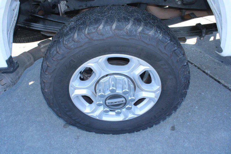 Used 2025 Ford F350 XLT image 7