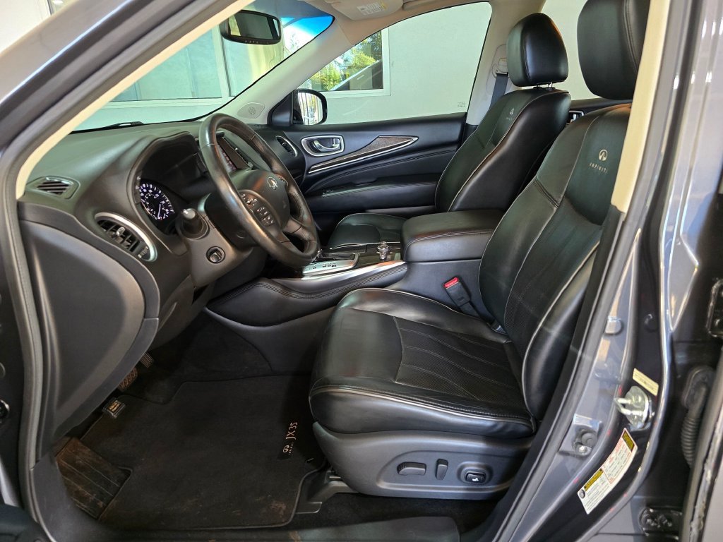 Used 2013 INFINITI JX35 AWD w/ Premium Pkg image 24