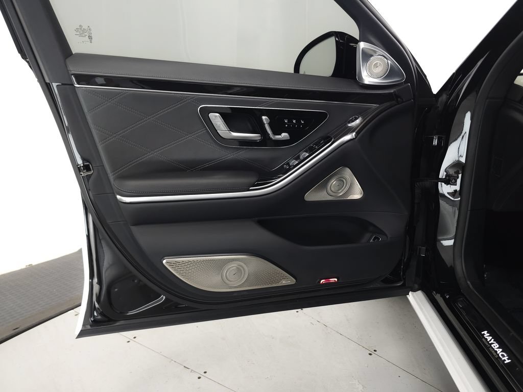 Certified 2024 Mercedes-Benz Maybach S 580 4MATIC image 5