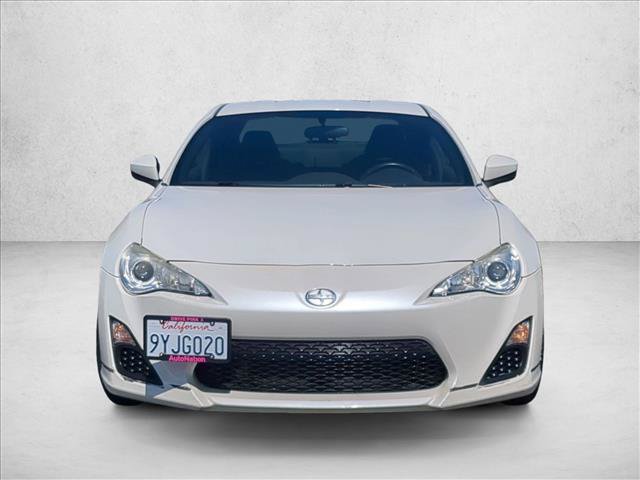 Used 2014 Scion FR-S RWD image 2