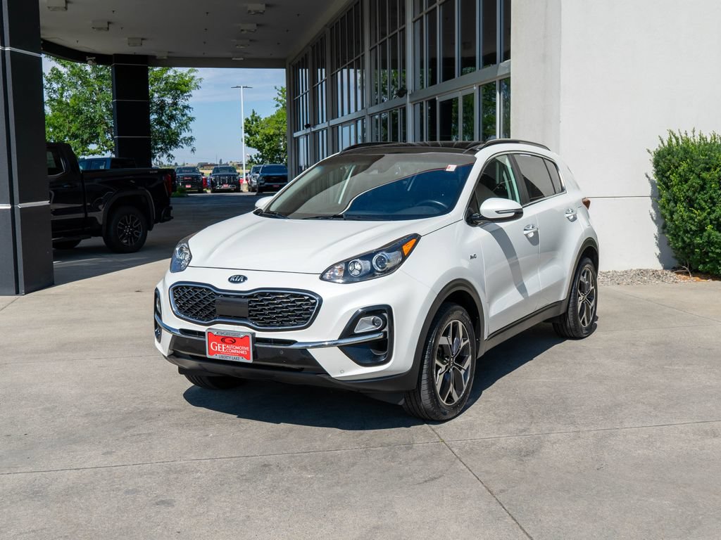 Used 2020 Kia Sportage EX w/ Option Group 15 AWD/4WD image 3
