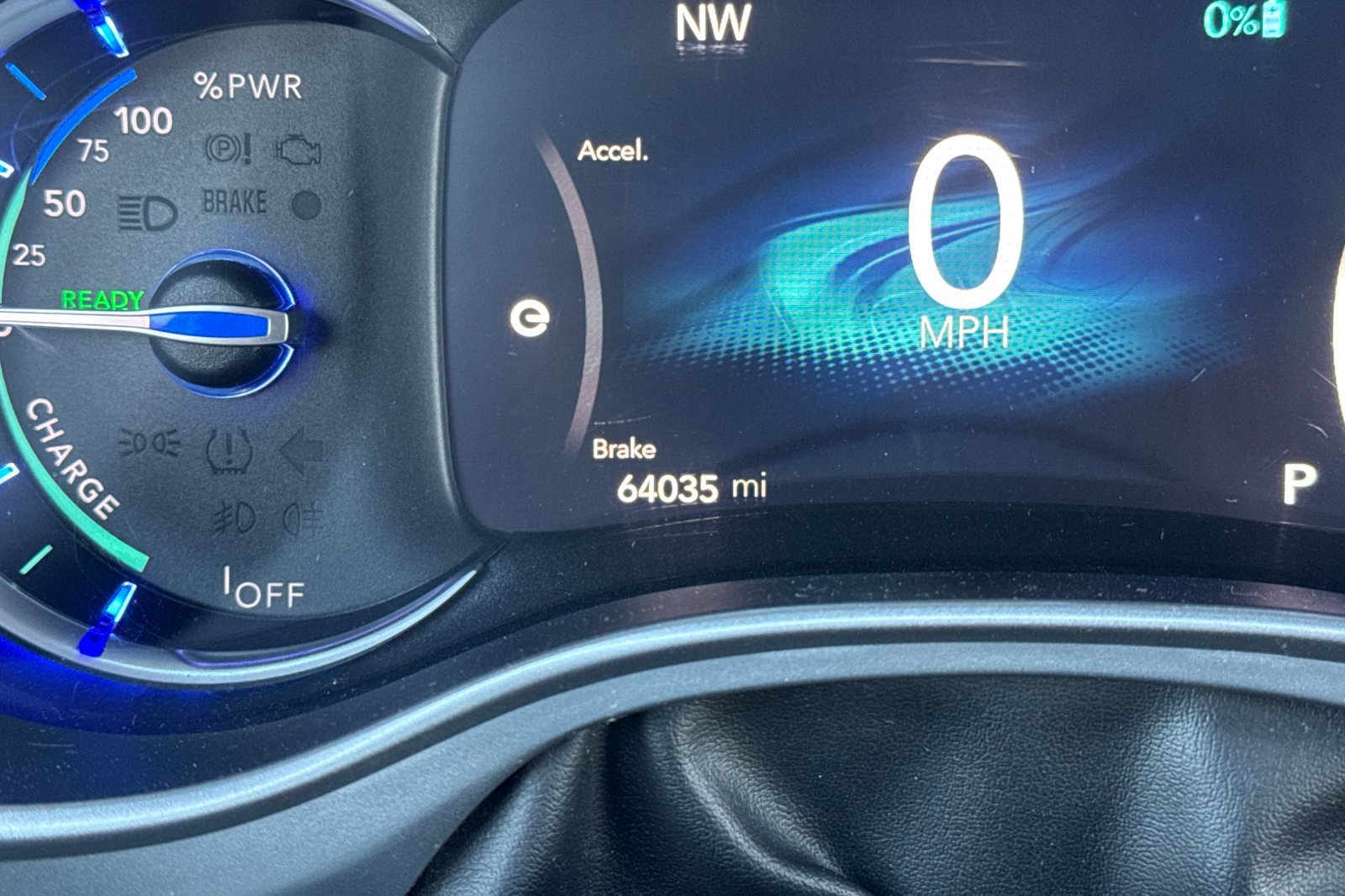 Used 2018 Chrysler Pacifica Touring-L FWD image 3