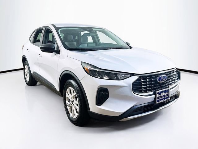 New 2025 Ford Escape Active w/ Cold Weather Package