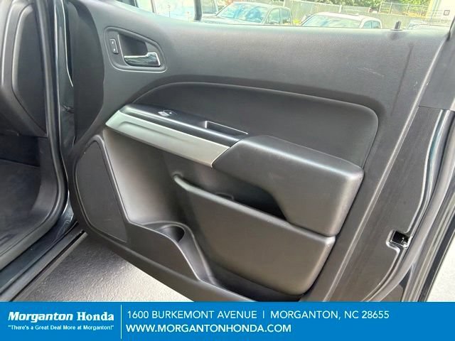Used 2018 Chevrolet Colorado LT AWD/4WD image 32