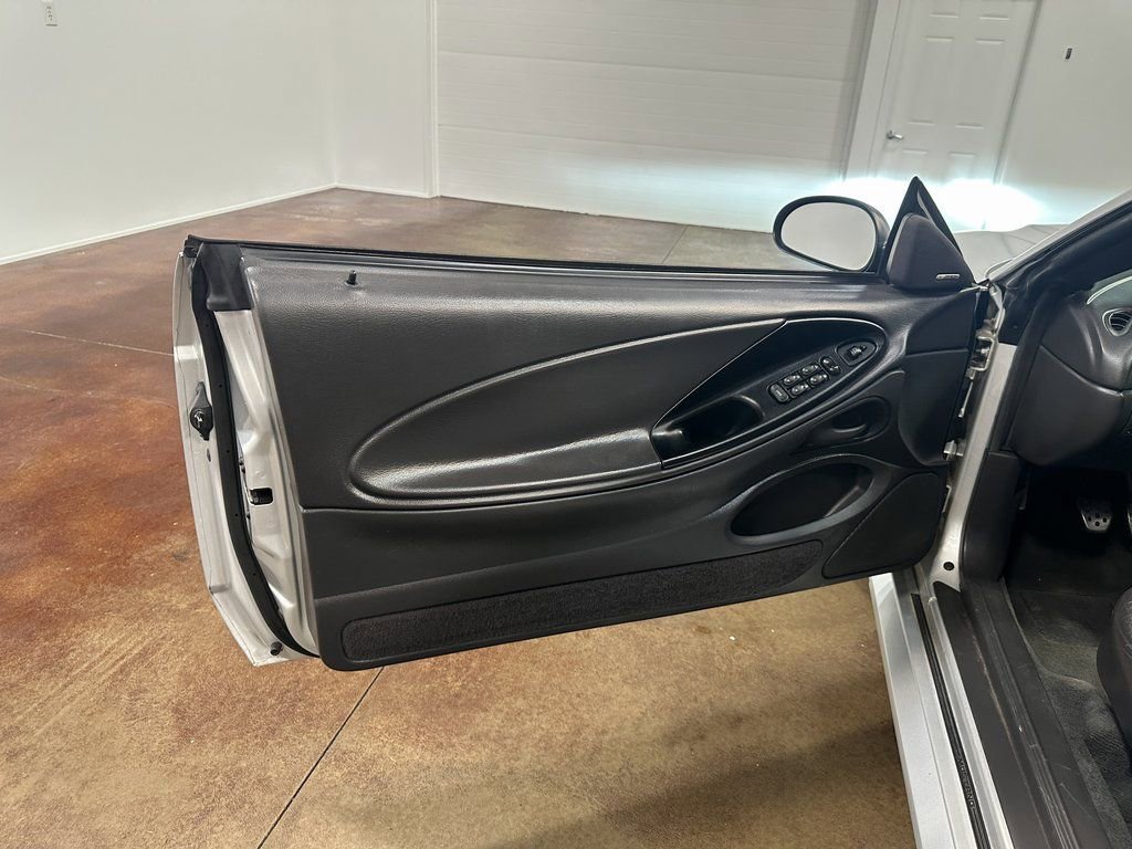 Used 2001 Ford Mustang Cobra image 60