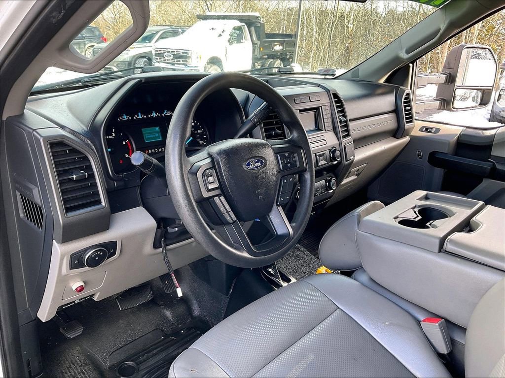 Used 2019 Ford F550 4x4 Regular Cab Super Duty image 8
