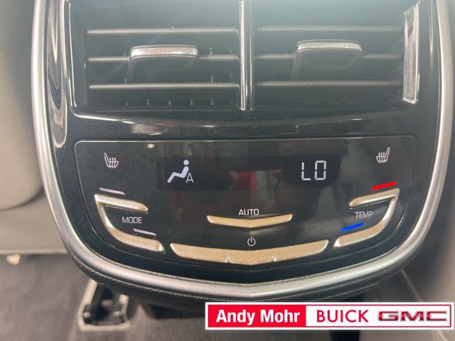 Used 2013 Cadillac XTS Premium FWD image 37