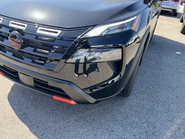 New 2026 Nissan Rogue SV AWD/4WD image 9