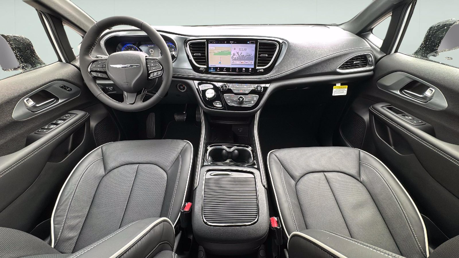 New 2026 Chrysler Pacifica Limited w/ S Appearance Package FWD image 3