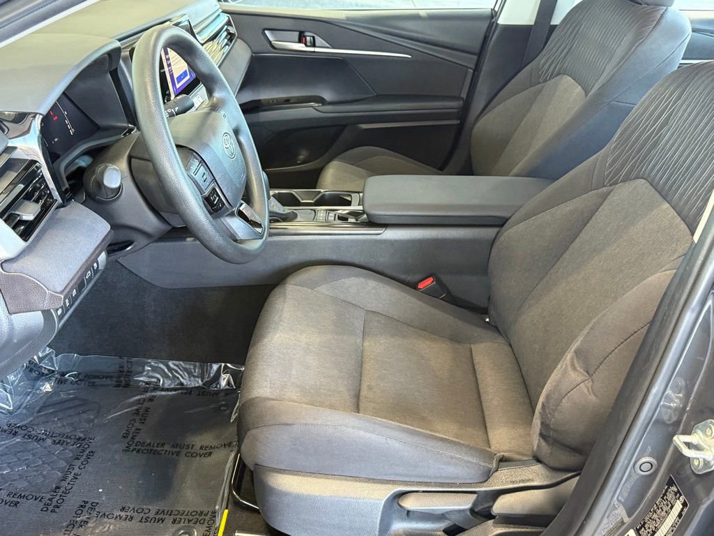 Used 2025 Toyota Camry LE image 20