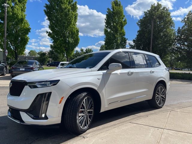 Used 2025 Cadillac XT6 Sport w/ Technology Package AWD/4WD image 7