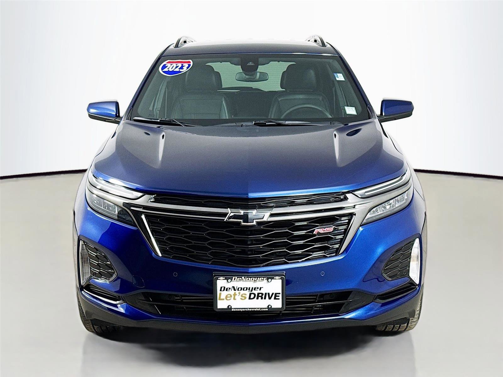 Used 2023 Chevrolet Equinox RS image 3