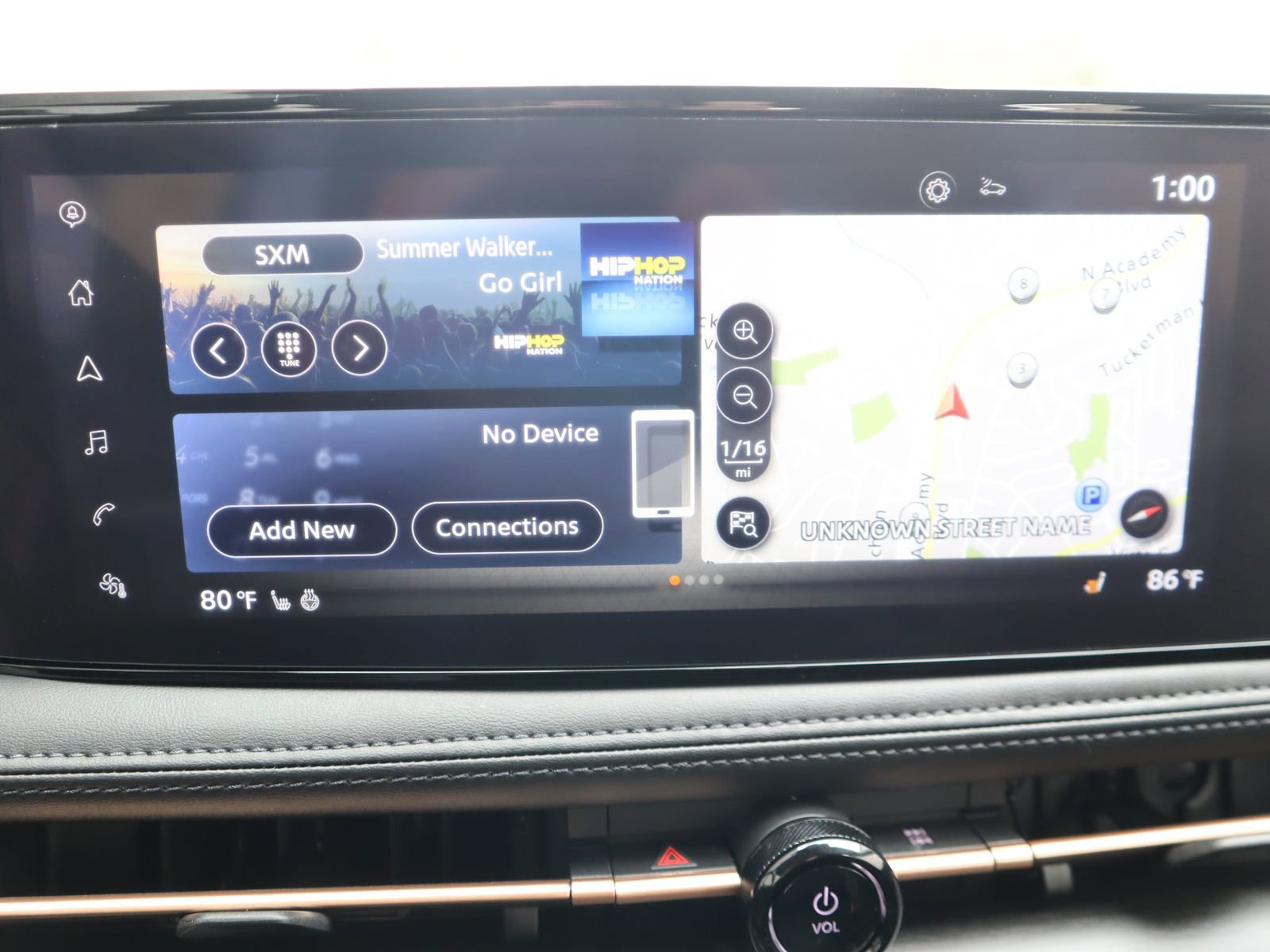 Used 2024 Nissan Ariya AWD image 47