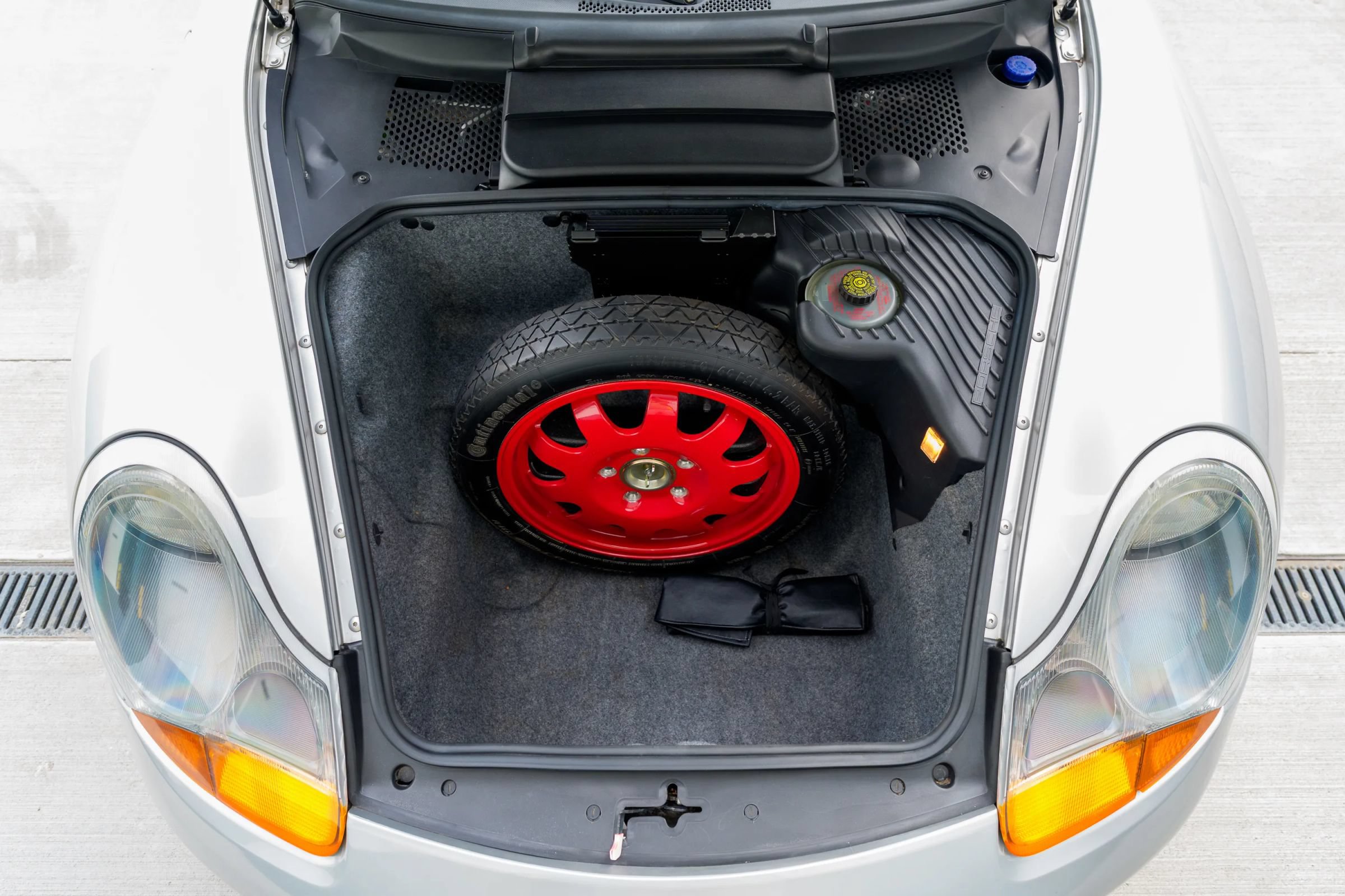 Used 1999 Porsche Boxster RWD image 56