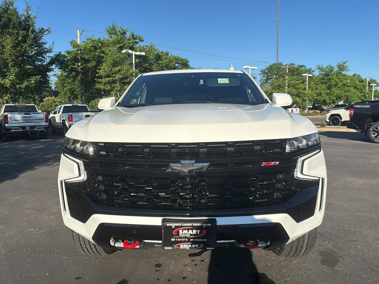 Used 2023 Chevrolet Tahoe Z71 w/ Luxury Package AWD/4WD image 6