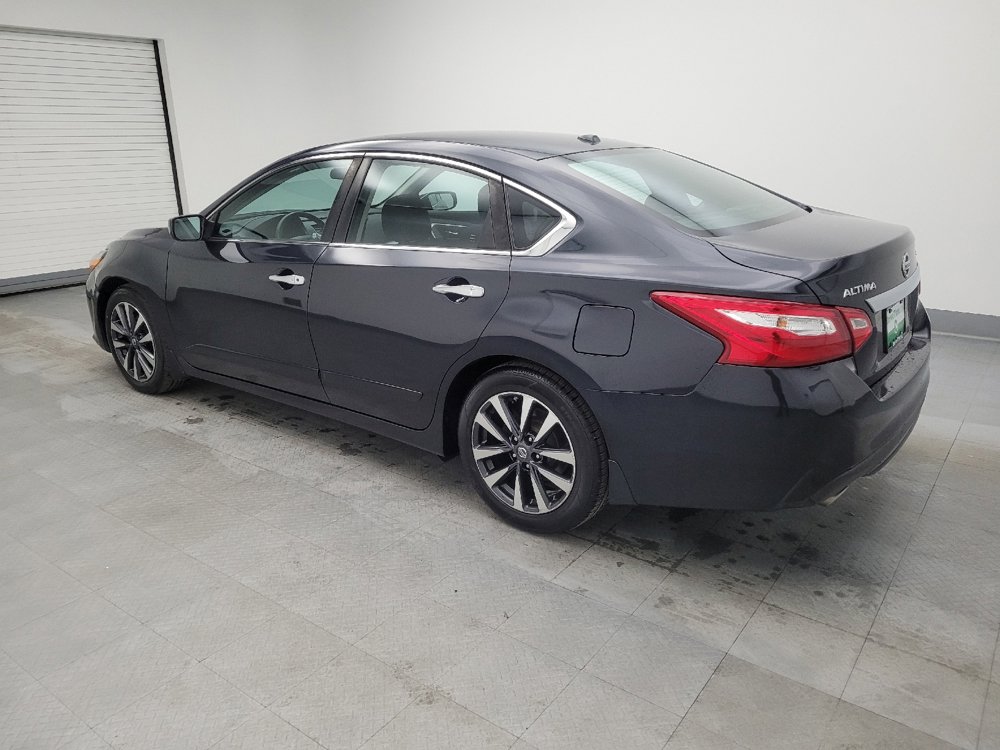 Used 2016 Nissan Altima 2.5 SV image 3