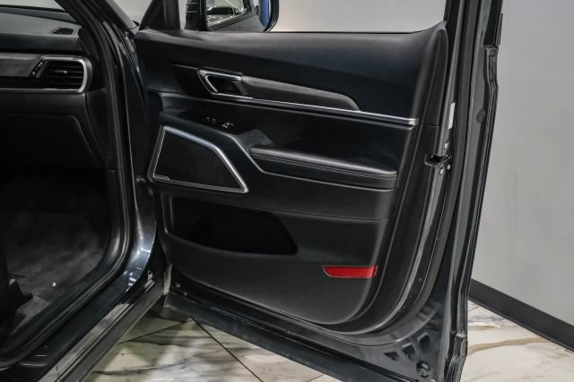 Used 2024 Kia Telluride EX X-Line AWD/4WD image 42