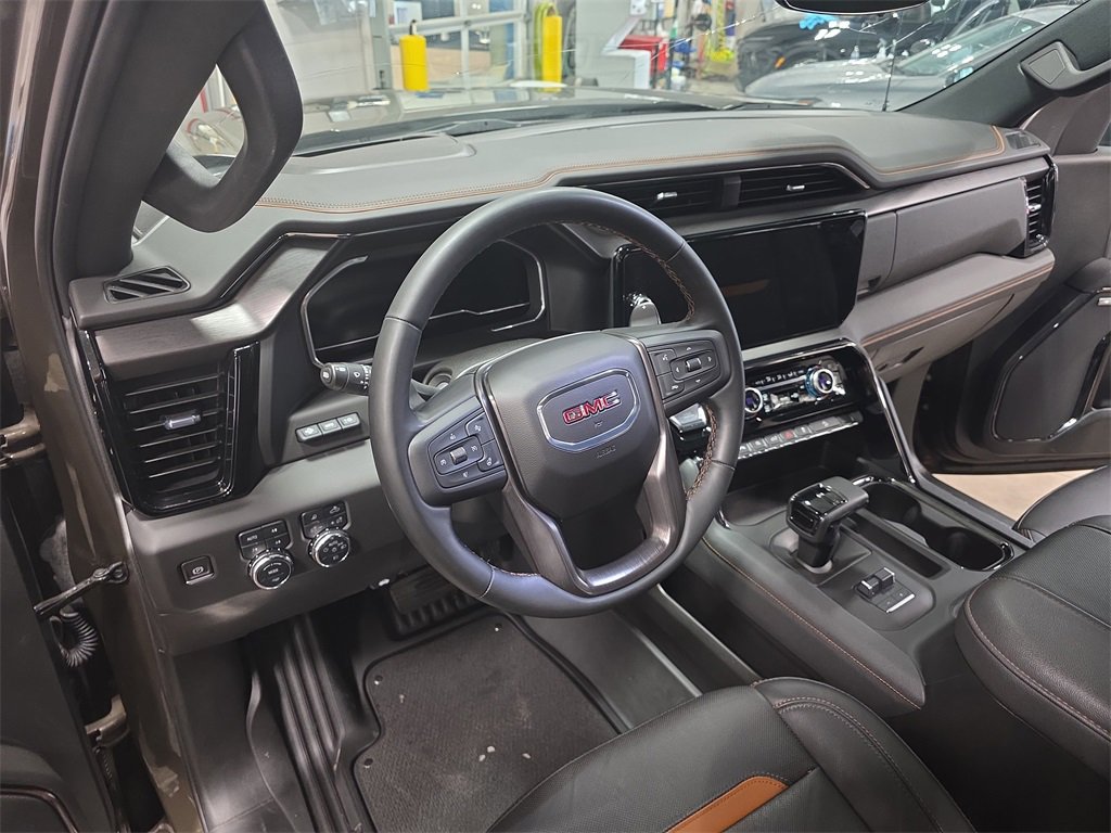 Used 2023 GMC Sierra 1500 AT4 w/ Technology Package image 16