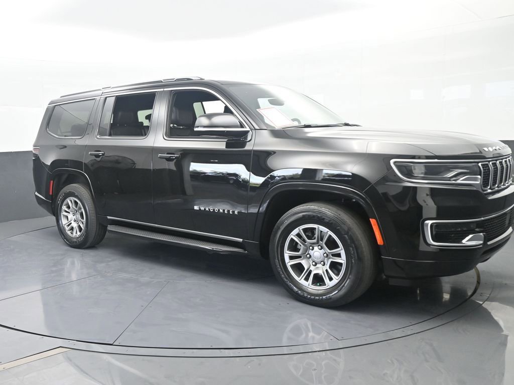 Used 2023 Jeep Wagoneer 4WD image 8