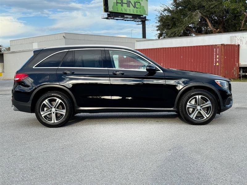 Used 2016 Mercedes-Benz GLC 300 GLC300 4MATIC image 6