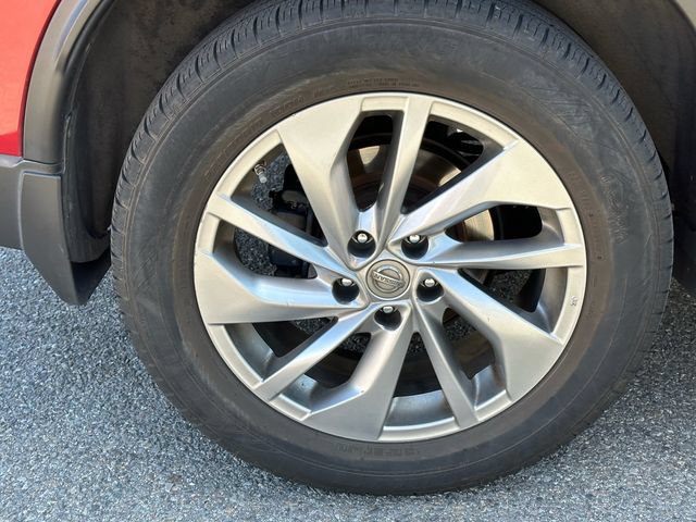 Used 2015 Nissan Rogue SL AWD/4WD image 14
