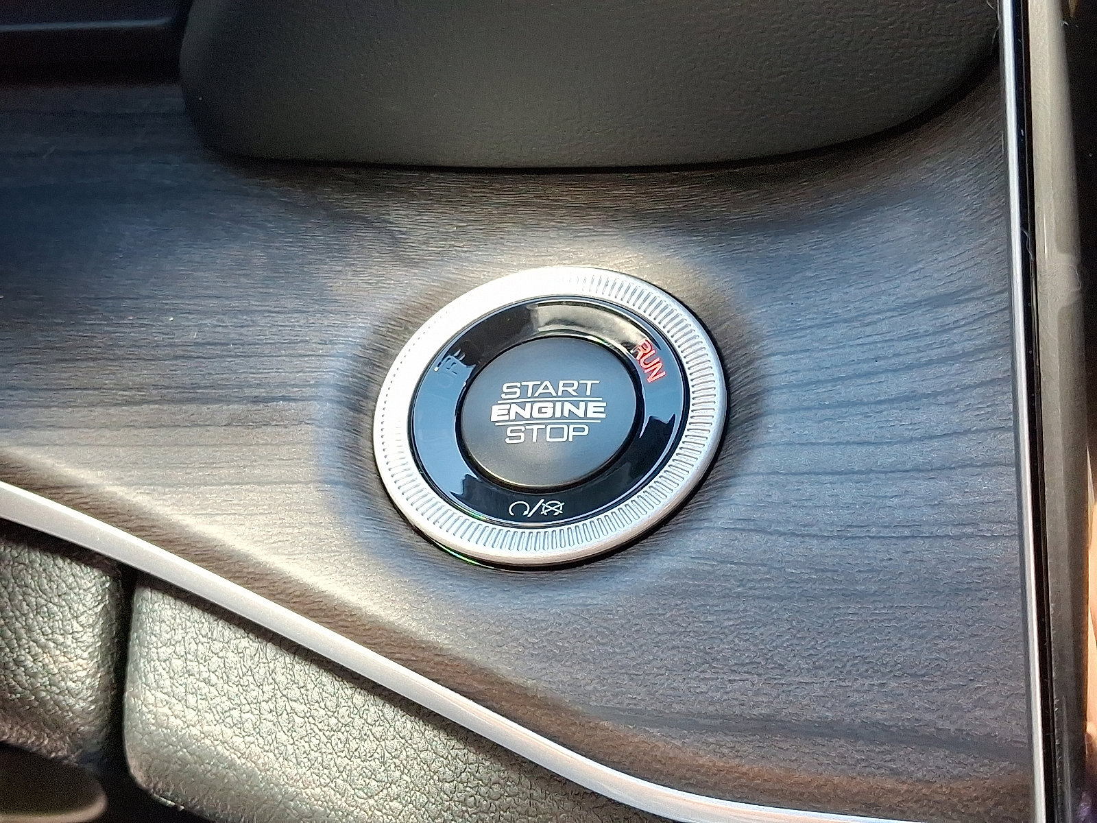 New 2025 Jeep Grand Cherokee Limited image 13