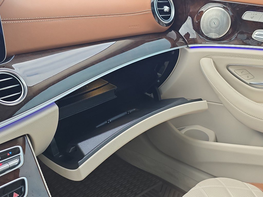 Used 2022 Mercedes-Benz E 450 4MATIC Sedan image 31