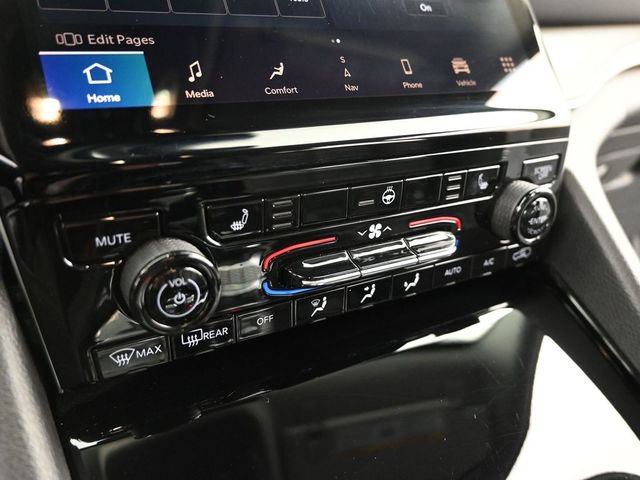 Used 2022 Jeep Grand Cherokee Limited image 33