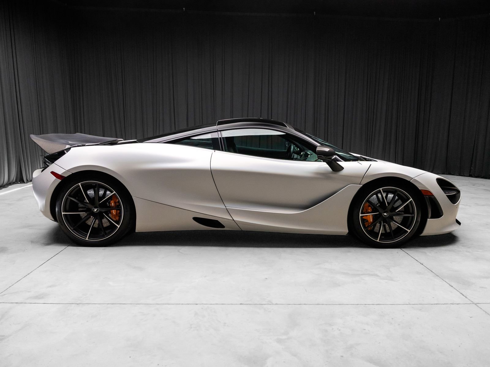 Used 2021 McLaren 720S Luxury RWD image 17
