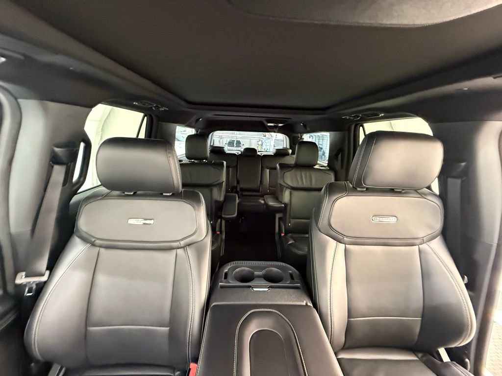 New 2025 Ford Expedition Max Platinum w/ Stealth Performance Package image 32