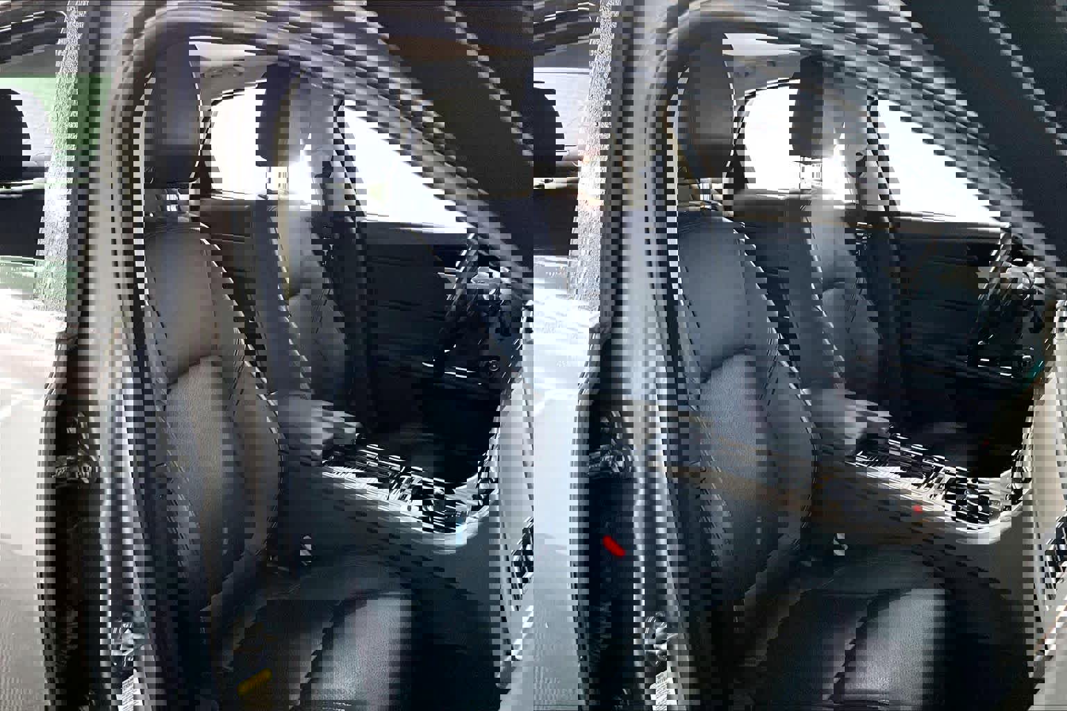 Used 2017 Jaguar XF Prestige image 7