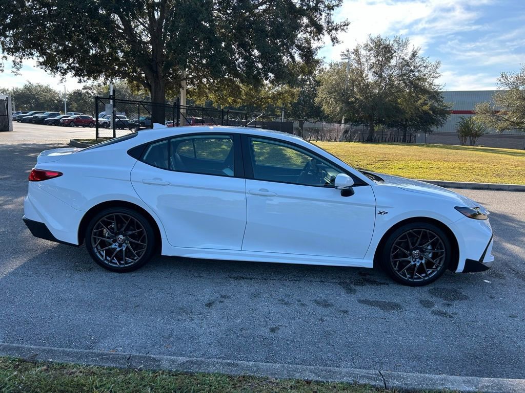 Certified 2025 Toyota Camry SE image 6