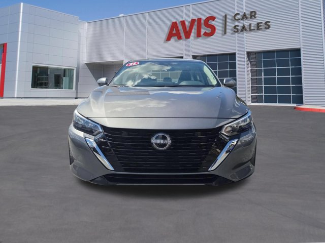 Used 2025 Nissan Sentra SV FWD image 2
