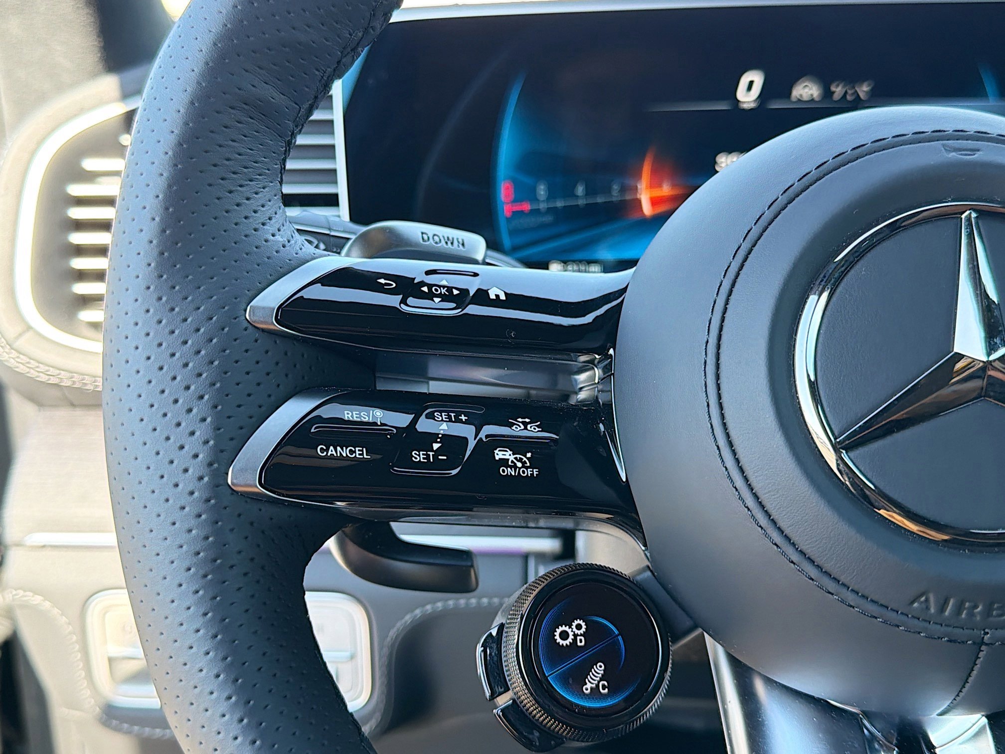 Used 2025 Mercedes-Benz GLE 63 AMG S image 38