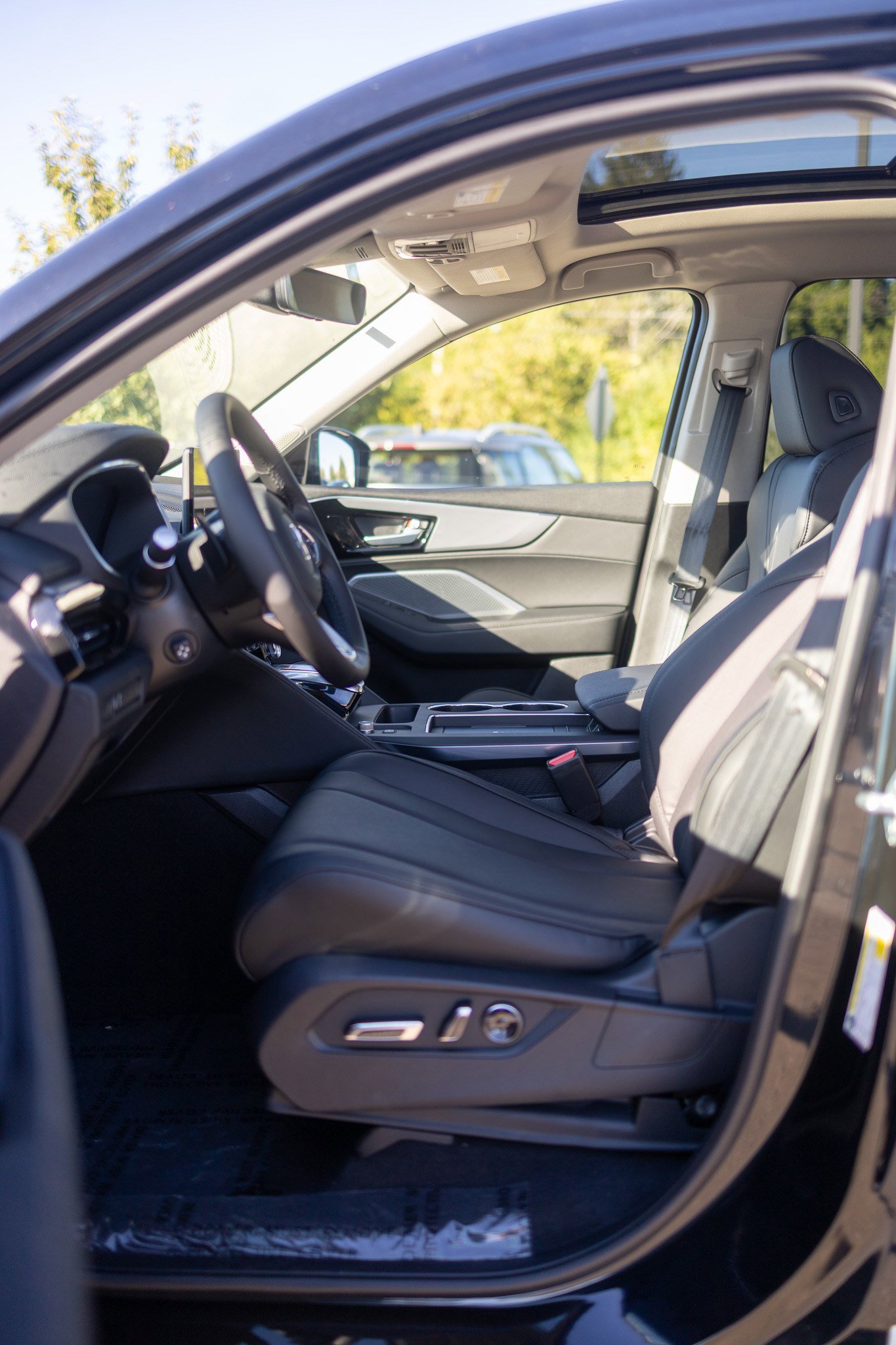 New 2026 Acura MDX SH-AWD image 37