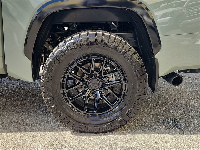 Used 2026 Toyota Tundra Platinum image 33