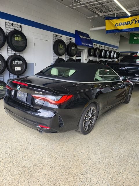Used 2024 BMW 430i Convertible RWD image 2