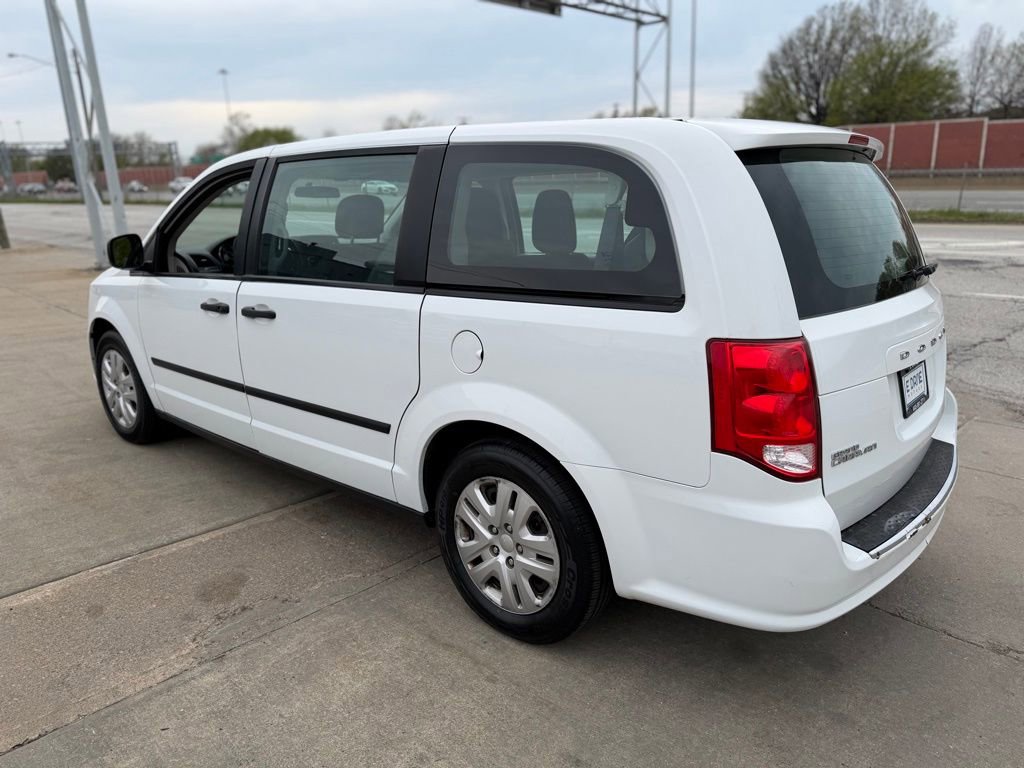Used 2016 Dodge Grand Caravan American Value Package FWD image 7
