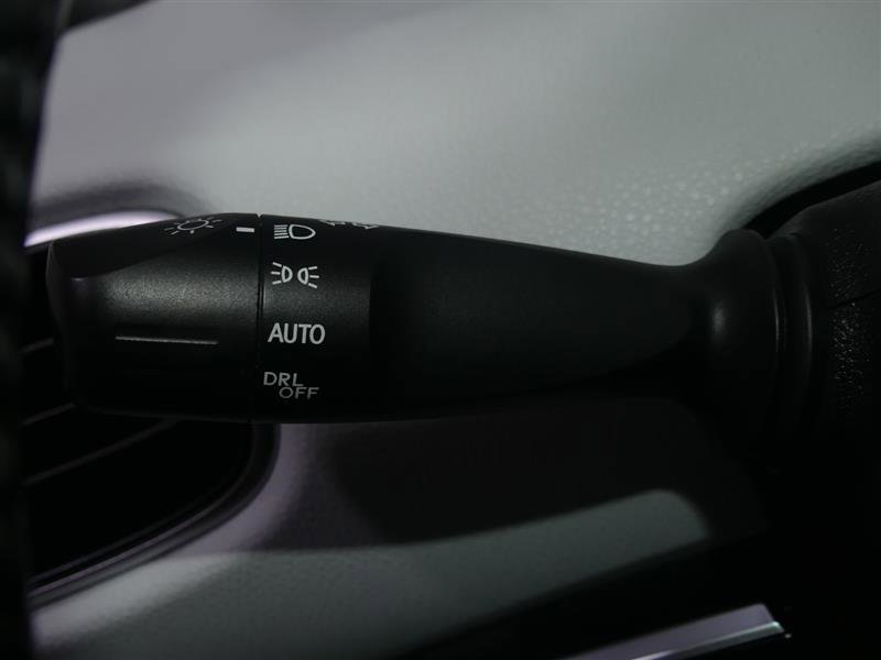 Used 2021 Toyota Prius Prime XLE image 33