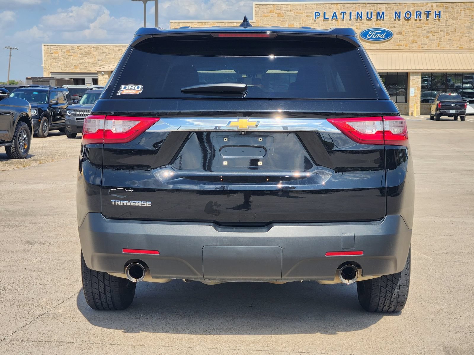 Used 2021 Chevrolet Traverse LS w/ LPO, Floor Liner Package FWD image 8