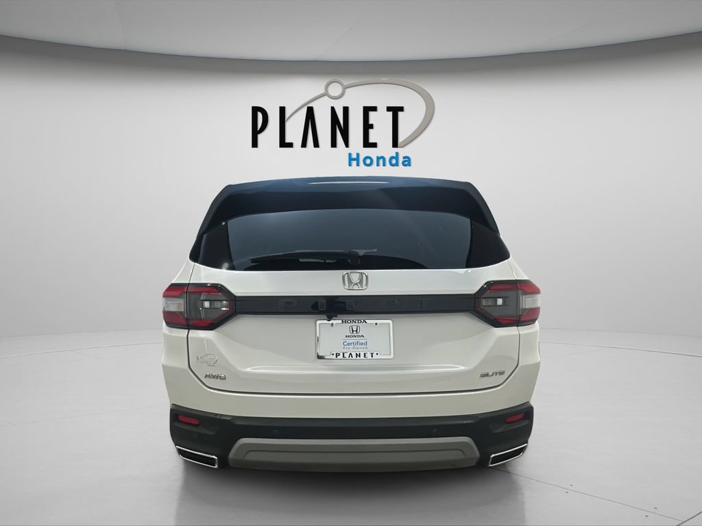 Certified 2024 Honda Pilot Elite image 6