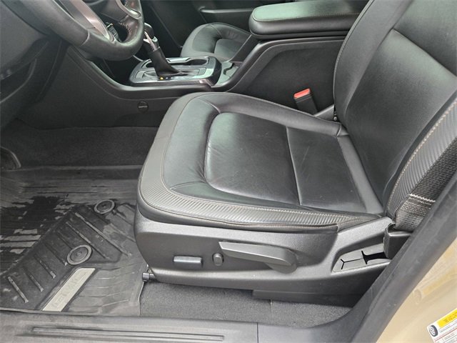 Used 2022 GMC Canyon AT4 image 23