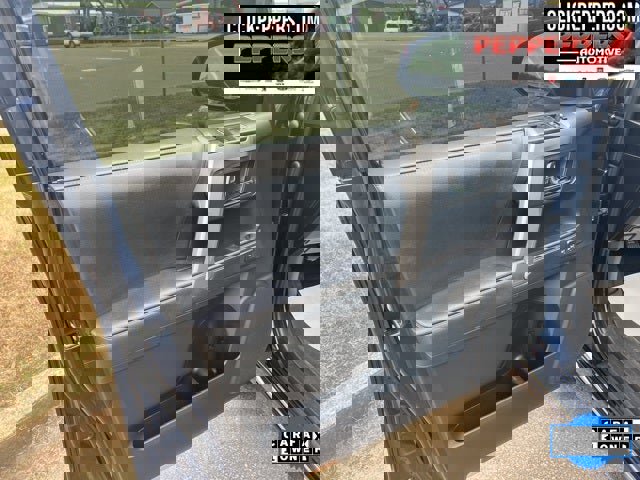 Used 2022 Toyota 4Runner Limited image 11