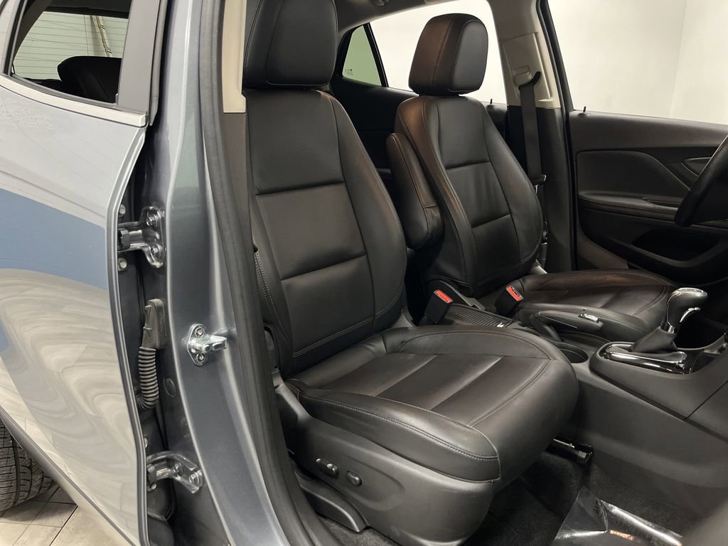 Used 2019 Buick Encore Essence w/ Safety Package II image 29