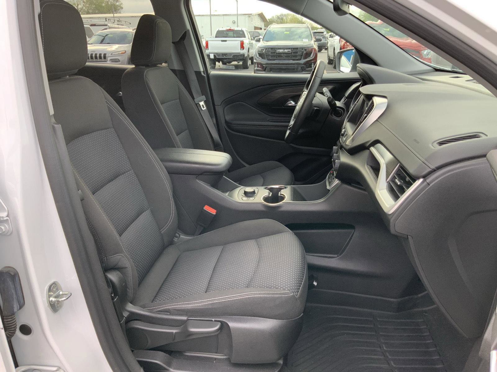 Used 2022 GMC Terrain SLE w/ Elevation Edition image 52