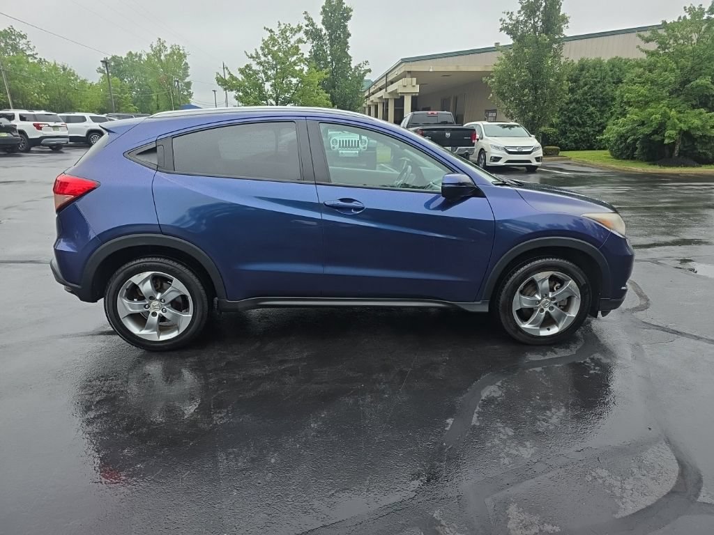 Used 2017 Honda HR-V EX-L image 9