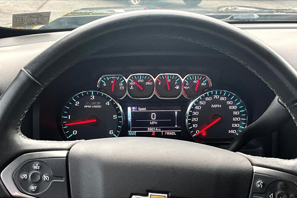 Used 2018 Chevrolet Silverado 1500 LT w/ Midnight Edition AWD/4WD image 19